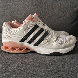 ⬇️💲 ADIDAS Size 7 Boost Adiprene Running Shoes